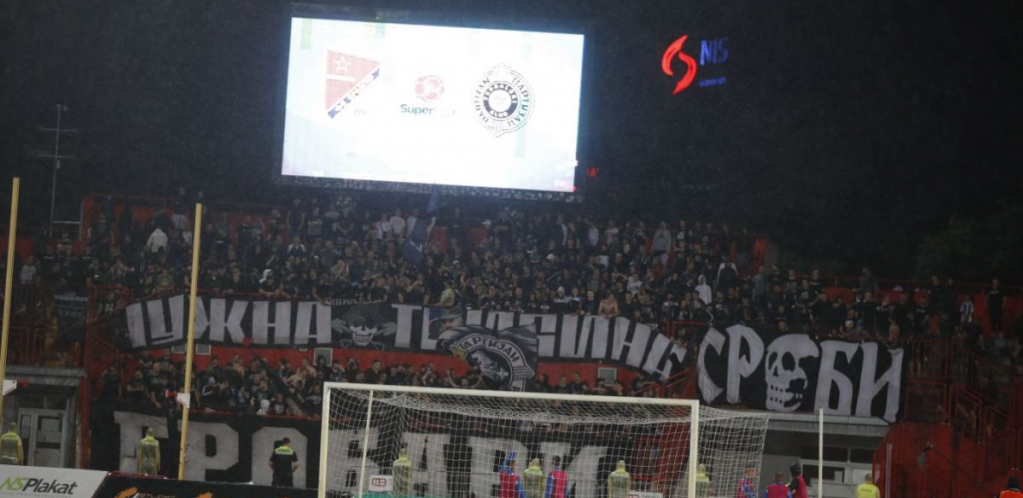 FRKA ZBOG ZASTAVE? "Grobari" se ponovo međusobno tukli, haos na tribini! (VIDEO)