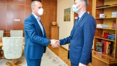 Poklon vaučeri za boravak u Sarajevu za 2.000 zdravstvenih radnika Srbije