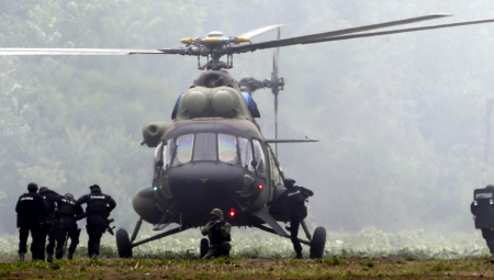 Vojska opkolila i blokirala parlament u Tunisu