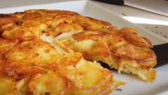 KRCKAVA FRITATA OD KROMPIRA: Italijanka otkrila recept za tradicionalno jelo, svako može da ga spremi!