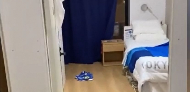 RIVAL NOVAKA ĐOKOVIĆA OČIMA NE VERUJE Da li je moguće da ste nas ovde smestili? (FOTO, VIDEO)