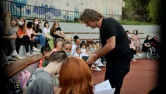 UVEK SAM BESKONAČNO SREĆAN KADA IZMAMIM OSMEH NA DEČIJIM LICIMA Željko Mitrović 14. godinu za redom šalje decu iz Zvečanske na more!