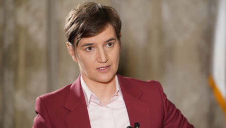 PREMIJERKA BRNABIĆ Postoji samo jedan put da pobedimo pandemiju
