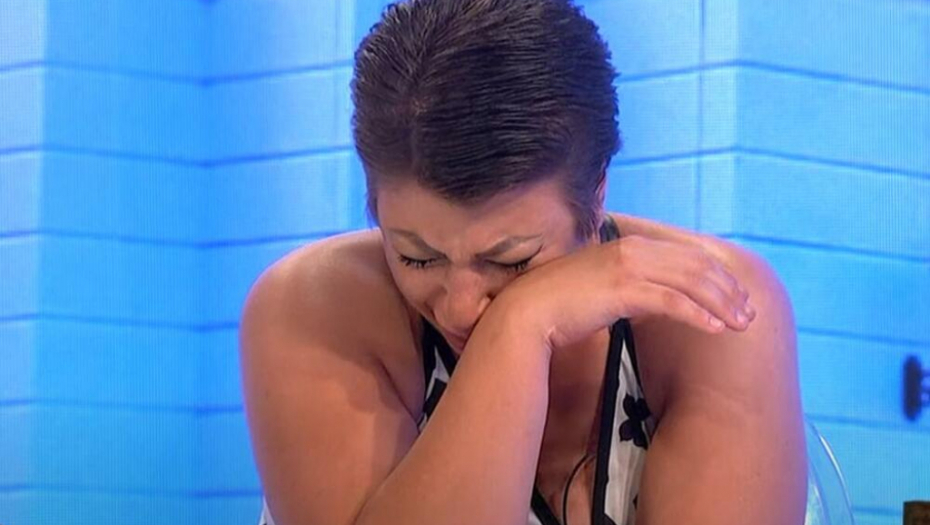 MALI ŽELJKO U PODLIVIMA Miljaninom sinu je danas rođendan, a pojavila se njegova zabrinjavajuća fotografija! (FOTO)