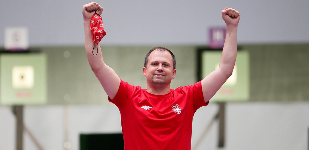 DRŽAVA CENI USPEHE SPORTISTA Vlada će bogato nagraditi Mikeca za osvojeno srebro