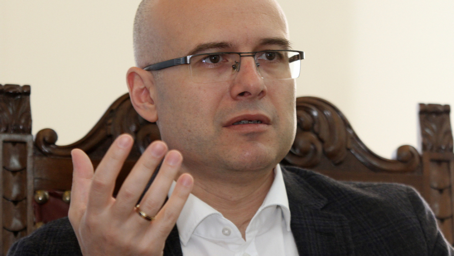 Bravo, Milenko, bravo naš Novosađanine! Vučević čestitao srpskom strelcu Milenku Seviću na velikom uspehu