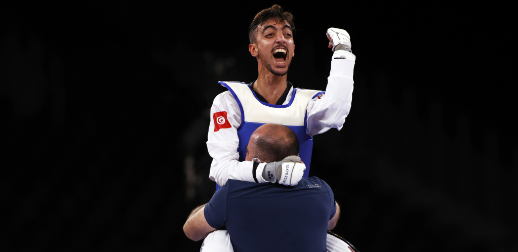 OSVOJIO JE OLIMPIJSKU MEDALJU ALI... Niko ne priča o podvigu, već koliko liči na fudbalsku zvezdu (FOTO)