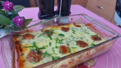 Ćuftice u jogurtu, pavlaci i kačkavalju - Fantastično jelo, koje ćete iznova i iznova spremati (VIDEO)