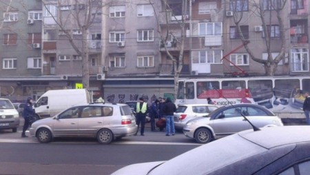"NJIH 20 GA JE ZASKOČILO NA PREVARU" Vlasta Milošević se sam tukao sa celom bandom Velje Nevolje, a onda je usledilo brutalno ubistvo na šinama!