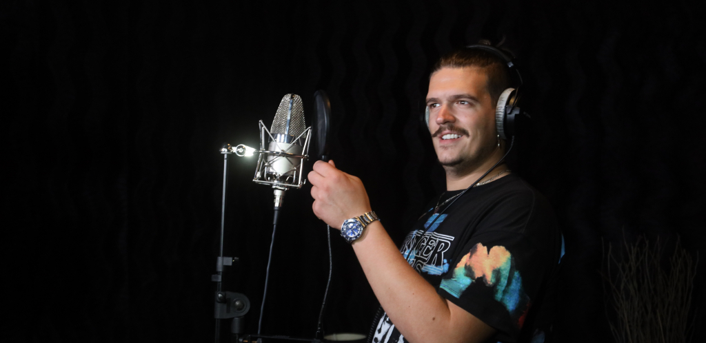 PONOVIO SE Isak Šabanović se pohvalio novim autom