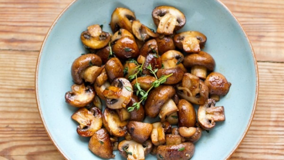 ZAŠTO NAM PEČURKE NIKAD NE "ISPADNU" KAO ONE IZ RESTORANA? Evo gde svi grešimo kad ih spremamo