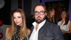 POSLE SUPRUGOVE SMRTI IZBACILI SU IH NA ULICU  Životna ispovest Nikoline Pišek, a evo šta je rekla o svekru Mišu Grofu