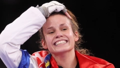 BAJKA SA NESREĆNIM KRAJEM Ona je izgubila finale Igara na neverovatan način, pa se slavi u komšiluku