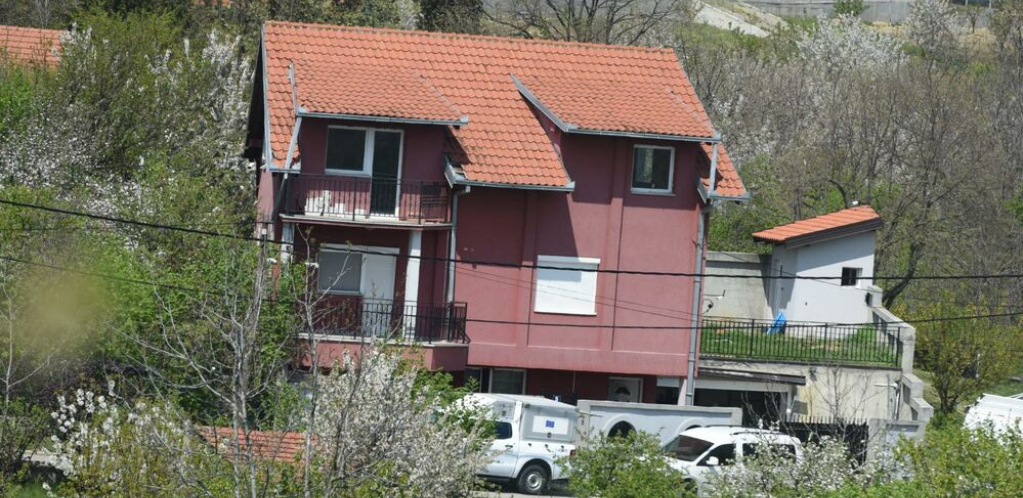 NOVE FOTOGRAFIJE BELIVUKOVIH ŽRTAVA Upali u kuću i izrešetali sve, na meti im bili sudije, tužioci i policajci (FOTO)