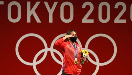 SUZE RADOSNICE Osvetlala obraz državi, prva stigla do olimpijskog trona (FOTO GALERIJA)
