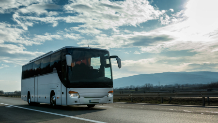 UŽAS U NIŠU Muškarac nađen mrtav u autobusu iz Nemačke!