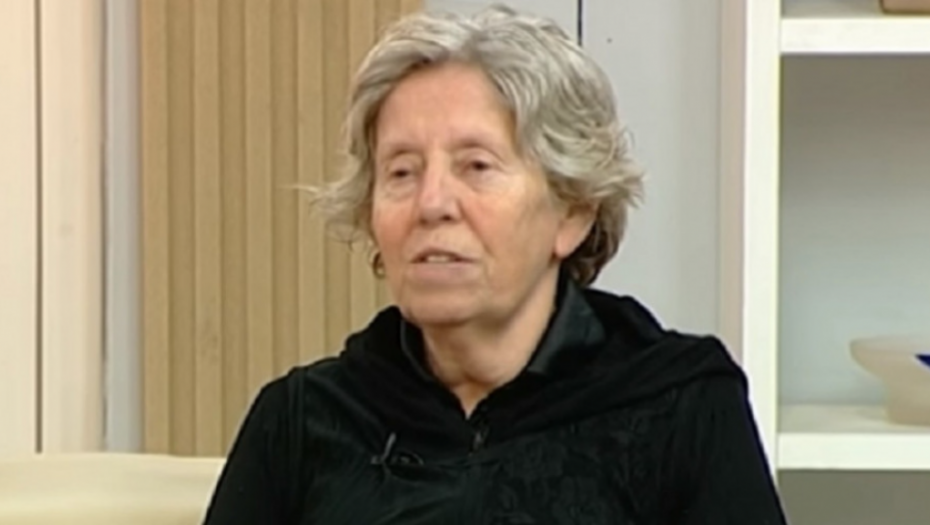 TO JE DIREKTNO BILA UVREDA NA MENE! Eva Ras šokirana Konstraktinom pesmom "Umetnica mora biti zdrava" ,  ježila se dok je slušala!