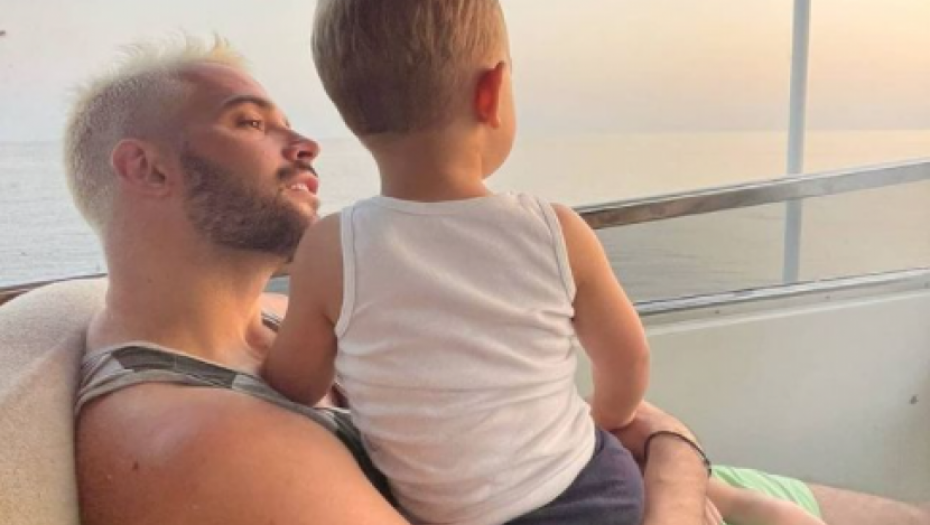 FILIP, BRENA I BOBA UHVAĆENI NA PRIMORJU Porodica uživa na jahti, sve oči uprte u njih, a sada je otkriveno i zašto Aleksandra nije sa njima