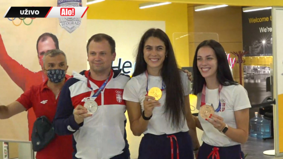JUTRO PUNO EMOCIJA U BEOGRADU! Suze, radost i smeh na dočeku naših olimpijaca! (VIDEO)