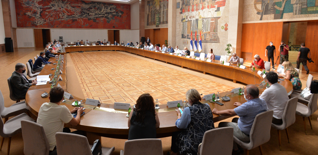 KORONA PRESEK PO GRADOVIMA Beograd najkritičniji, a ovo su mesta u kojima zaraza bukti