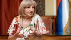 MIRA BANJAC ZAJECALA NA SAV GLAS "Već duže vreme se borim, bila sam na ivici da dignem ruku na sebe"