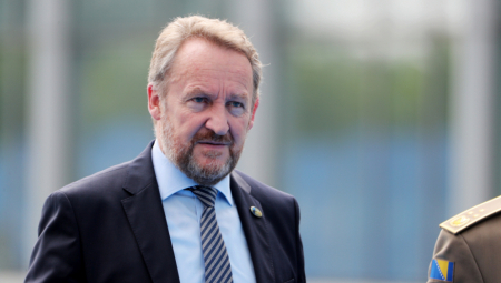 BAKIR IZETBEGOVIĆ UDARIO NA PUTINA Pomenuo Republiku Srpsku i rusku vojsku!