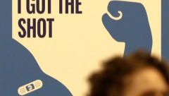 Ko dobije vakcinu, u novčanik stavi i 100 dolara