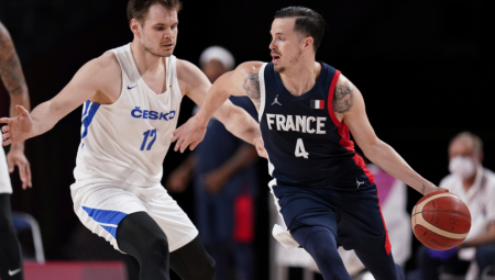 FRANCUZI PRESEKLI Ako odeš u Rusiju, više nema igranja za reprezentaciju