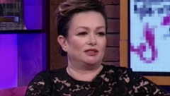 NAKON HITNE HOSPITALIZACIJE I OPERACIJE! Oglasila se Ivana Peters posle izlaska iz bolnice (FOTO)