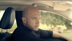 INTERVENISALA I POLICIJA! Poznatog pevača optužili da je gepekovao čoveka! (FOTO)