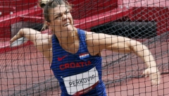 HRVATICA BEZ DLAKE NA JEZIKU, UDARILA NA AMERIKANCE Sve im je dozvoljeno!