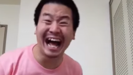 VIC DANA Pita kupac kineza u kineskoj radnji...