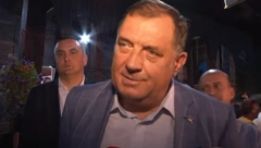 Znam tačno ime žene iz američke ambasade koja je to naredila!