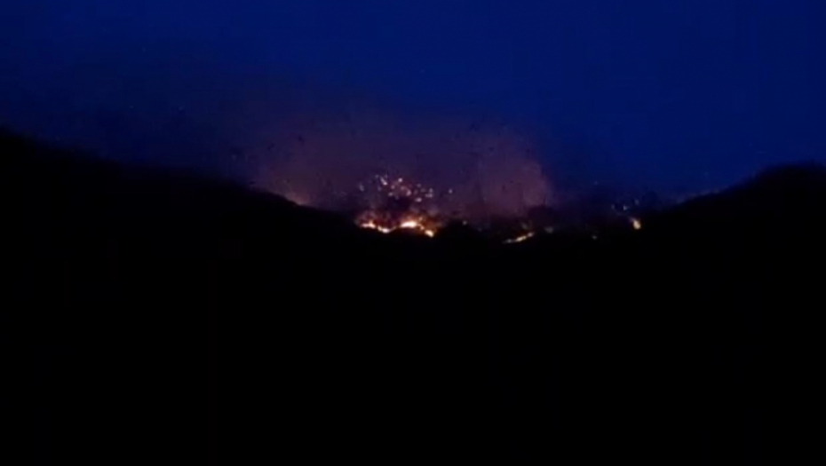 VELIKI POŽAR KOD TROGIRA Vatrena stihija se širi zbog jakog vetra