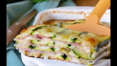 Zapečene tikvice sa sirom i pršutom - Brzo i lako se pravi, a uživaćete u svakom zalogaju!