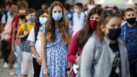 DOPIS POČEO DA KRUŽI PO ŠKOLAMA Odluka za 10 dana, nastavni kadar da bude spreman na sledeće