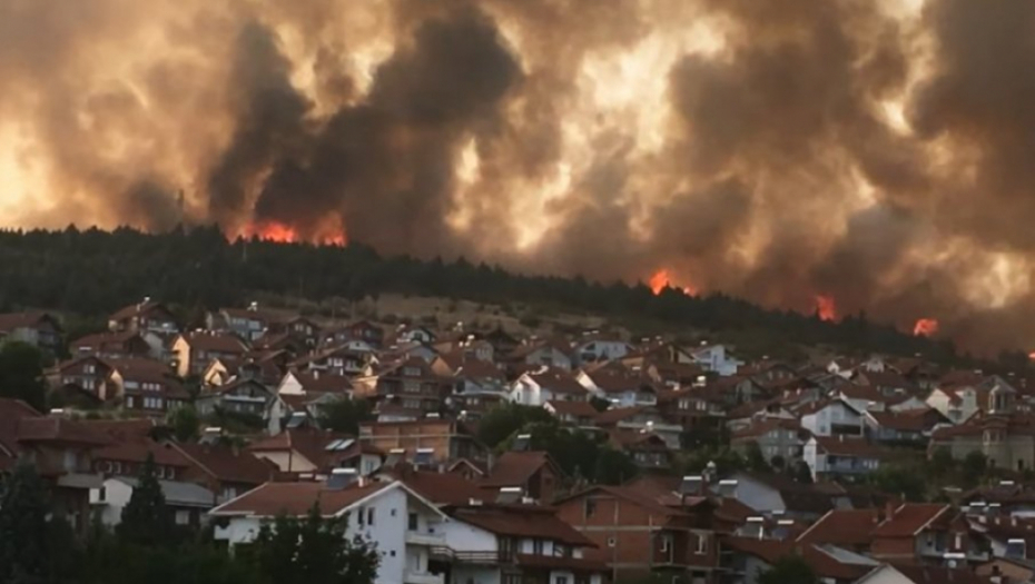 STRAVIČNI PRIZORI IZ KOČANA Vatrena stihija preti kućama, angažovana vojska