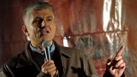 UDARILI NA STUBOVE DRŽAVE: "SPC kreirala atmosferu da se ubije Đinđić i sarađivala sa Zemunskim klanom!"