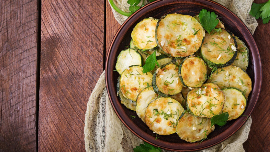 Stari recept za tikvice sa sirom i jajima – Baš ovakav ručak su spremale naše bake!