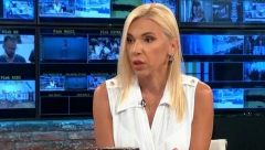 VODITELJKI SEVNUO BRUS USRED PROGRAMA Irina Vukotić pokazala grudi za medalju!