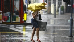 RHMZ IZDAO UPOZORENJE Pljuskovi sa grmljavinom će prekriti Beograd i Srbiju!