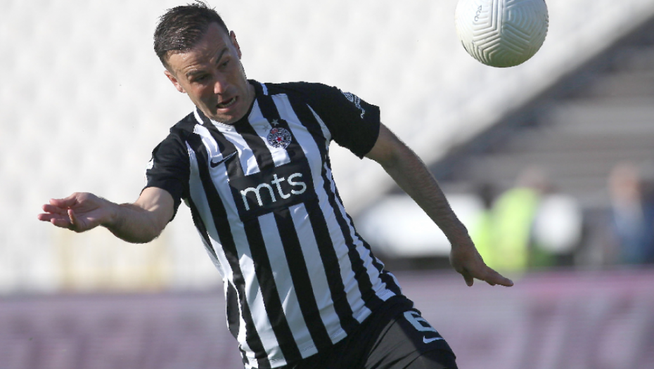 SEVAJU MUNJE! Natho je mnogo ljut: Sudija je odlučio meč!