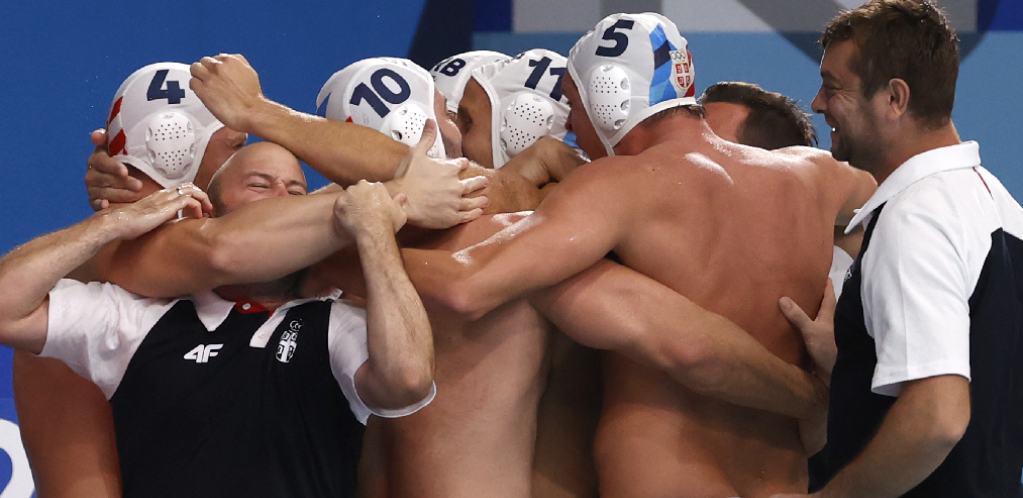 SRBIJA NA NOGAMA! Evo kad naši vaterpolisti igraju za zlato!
