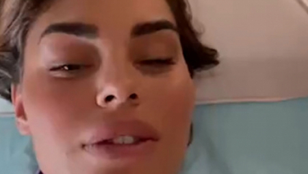 UDARAO NJENIM ČELOM O SVOJE, ZADOBILA HEMATOM NA GLAVI Mina Vrbaški u teškom stanju!