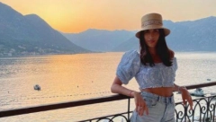 GLUMICA NA RUCI NOSI 11.400 EVRA! Jelisaveta Orašanin se ugledala na Sofiju Loren, pršti od glamura! (FOTO)