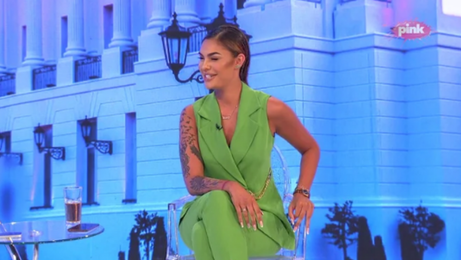 POSLE VERIDBE NA RED DOŠLA I SVETSKA SLAVA? Mina Vrbaški na korak da postane manekenka, a evo ko joj je ponudio saradnju (FOTO)