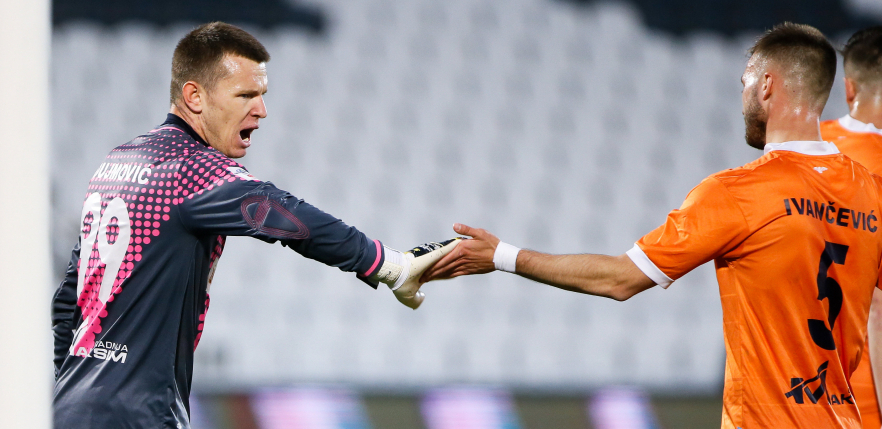 LUD MEČ U SUBOTICI! Spartak postigao pobedonosni gol u sudijskoj nadoknadi, utakmicu obeležio veliki broj VAR provera!