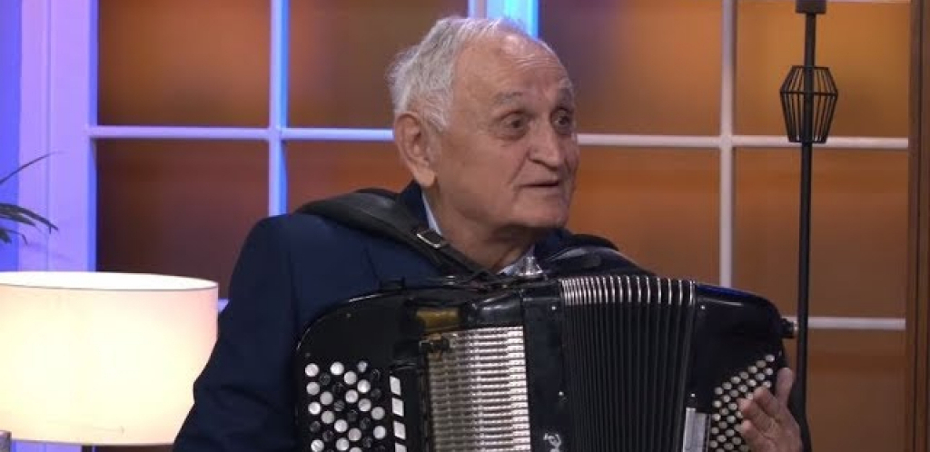 PORODICA I PRIJATELJI NEUTEŠNI! Održana komemoracija povodom smrti Novice Negovanovića