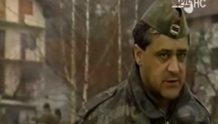 SRPSKI GENERAL ZAPREPAŠĆEN SRAMNOM ODLUKOM SUDA BiH Oglasio se Milomir Savčić posle određivanja pritvora - Gde se mi to nalazimo?