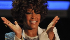 NA DANAŠNJI DAN ROĐENA JE VITNI HJUSTON! Važi za jednu od najvećih pevačica svih vremena, a život joj je bio prepun tragedija!